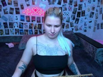 Ulya11Cutex webcam model stream image