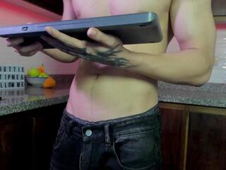 Eren Jeagher webcam flirt4free model stream image