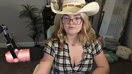 Brivana webcam model stream image