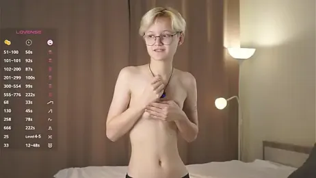 MargertDoyen webcam model stream image