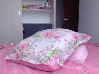 dolcevainin webcam chaturbate model stream image