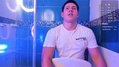 JamesCr_ webcam model stream image