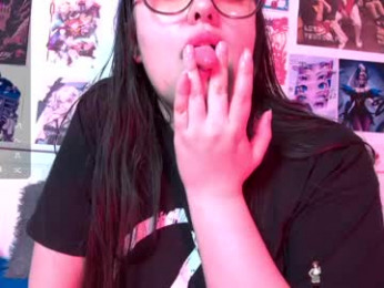 snowblack_ webcam model stream image