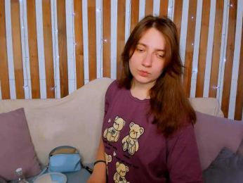 Tararyannn webcam model stream image