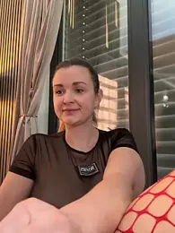 Bella-Tight webcam model stream image