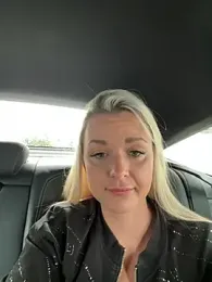 Bella-Tight webcam model stream image