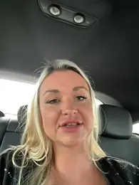 Bella-Tight webcam model stream image