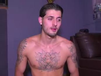 alejo_323__ webcam model stream image
