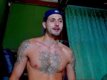 alejo_323__ webcam model stream image