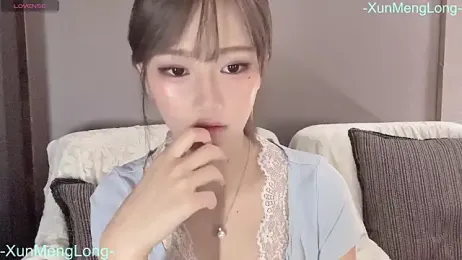 -XunMengLong- webcam stripchat model stream image