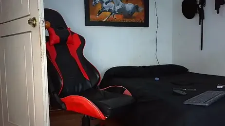 leonidas_18k webcam model stream image