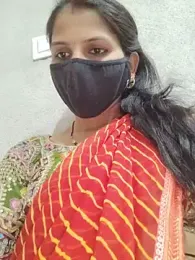 lovelypooja93 webcam stripchat model stream image