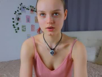 xiaobrunscheen webcam chaturbate model stream image