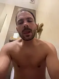 Adventurehotman webcam stripchat model stream image