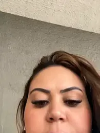 lariic webcam stripchat model stream image