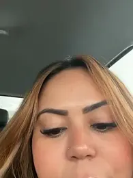 lariic webcam stripchat model stream image