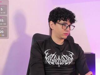 Viktor Renaldi webcam model stream image