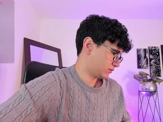 Viktor Renaldi webcam model stream image