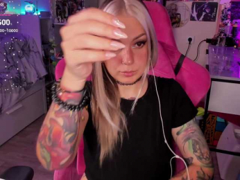 ChloeKohaku webcam model stream image