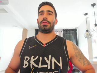 Bastiian T webcam model stream image
