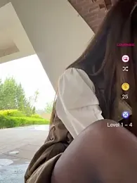 GG-BONG1 webcam stripchat model stream image