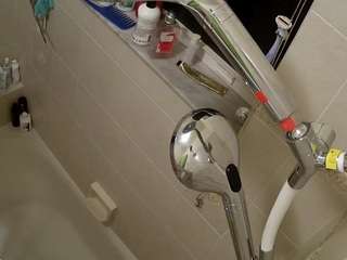 voyeurcam-charleys-bathroom webcam model stream image