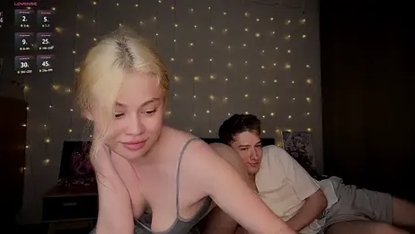 Dipamelly webcam model stream image