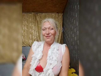 LizSage webcam model stream image