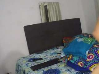 ahome12 webcam model stream image