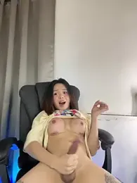 SweetCheska19 webcam model stream image