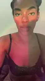 Cammgirlmii webcam model stream image