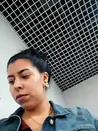 Luianna webcam stripchat model stream image