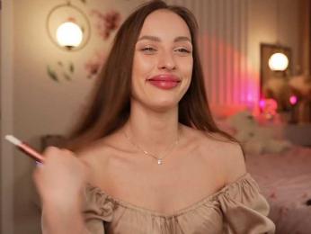 MilaLuxury webcam bongacams model stream image