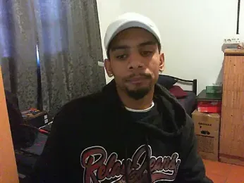 29YOURZ_28_ webcam model stream image