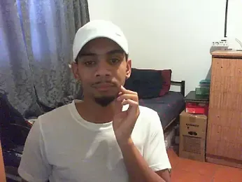 29YOURZ_28_ webcam model stream image