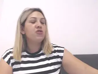 Ana-Raisa webcam stripchat model stream image