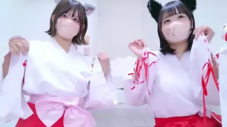 841_yayoi webcam model stream image