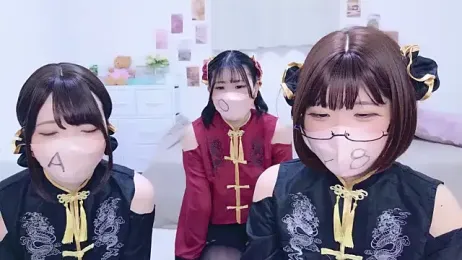 841_yayoi webcam model stream image