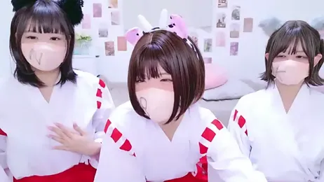 841_yayoi webcam model stream image