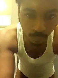 Yungandhungd webcam model stream image