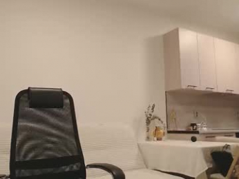 marselle_looker webcam model stream image