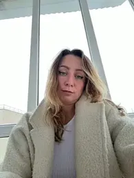 Puzdosia webcam model stream image