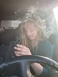 GoldenFlameGoddess webcam model stream image