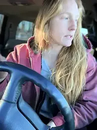 GoldenFlameGoddess webcam model stream image