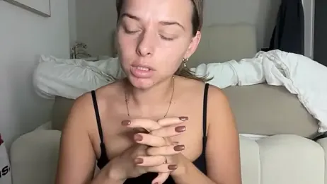 KayleeBella webcam model stream image