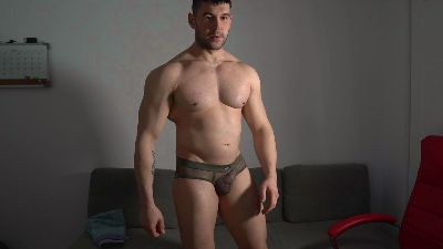 Sandow_ webcam model stream image