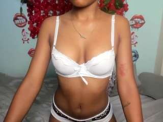 camila-hot69 webcam model stream image