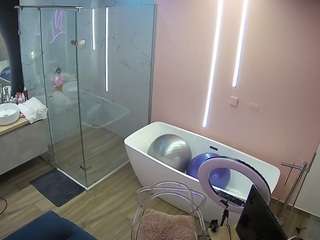 voyeurcam-casa-salsa-bathroom-2 webcam model stream image