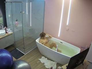 voyeurcam-casa-salsa-bathroom-2 webcam model stream image