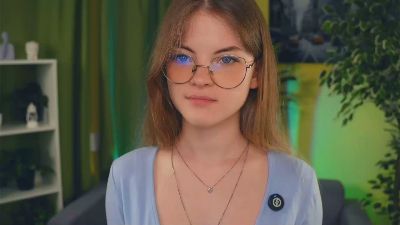 FloraCady webcam cam4 model stream image